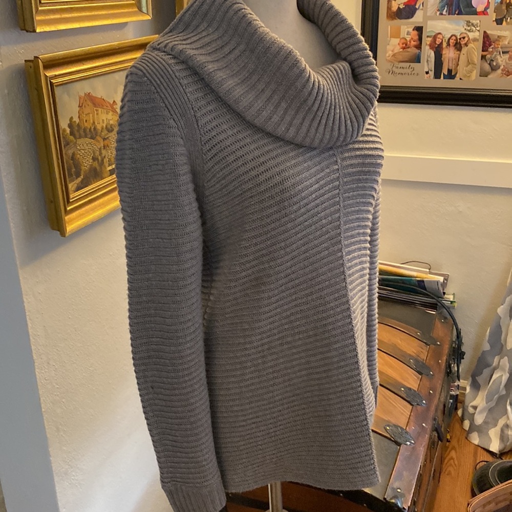 Calvin Klein Horizontal Ribbed Gray Cowl Neck Sweater - Picture 3 of 13